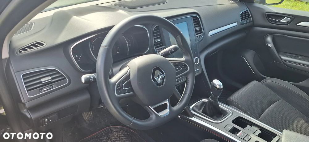 Renault Megane 1.5 Blue dCi Intens - 9