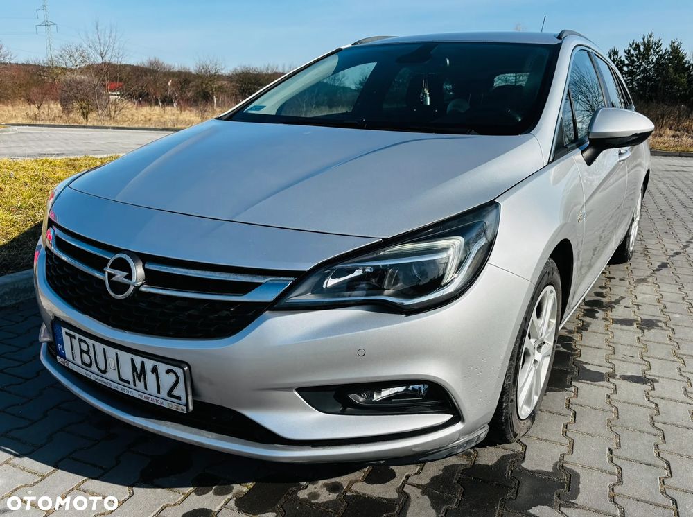 Opel Astra - 2