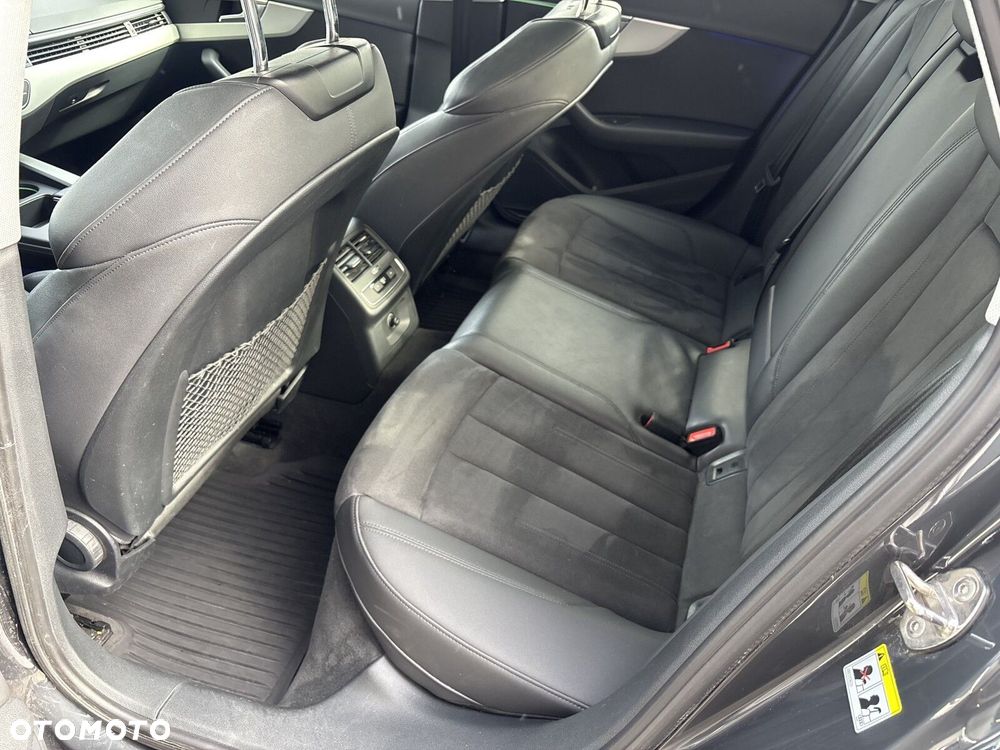 Audi A4 Limousine - 22
