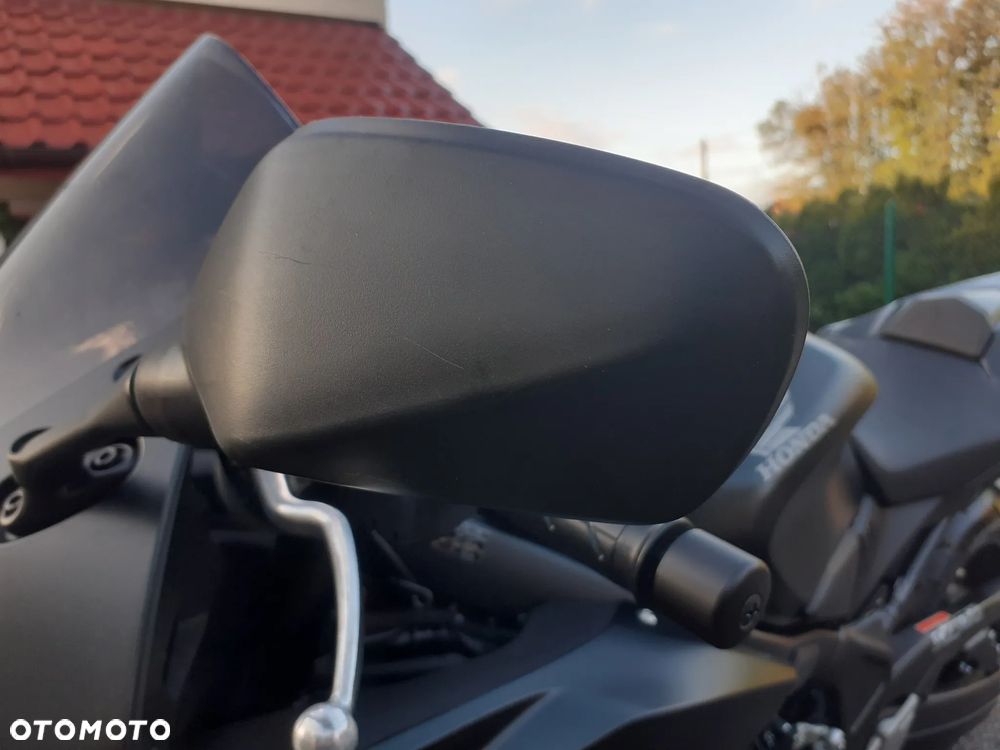 Honda CBR - 32