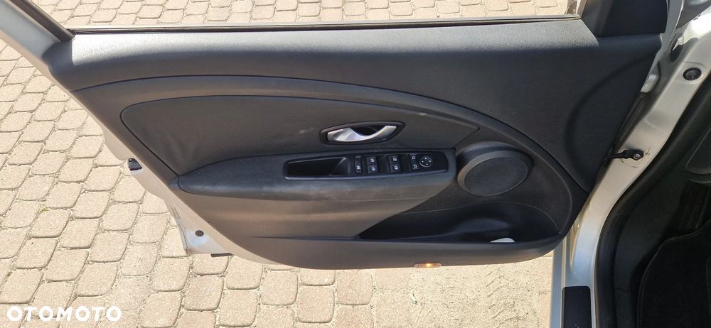 Renault Megane 1.6 16V Authentique - 12