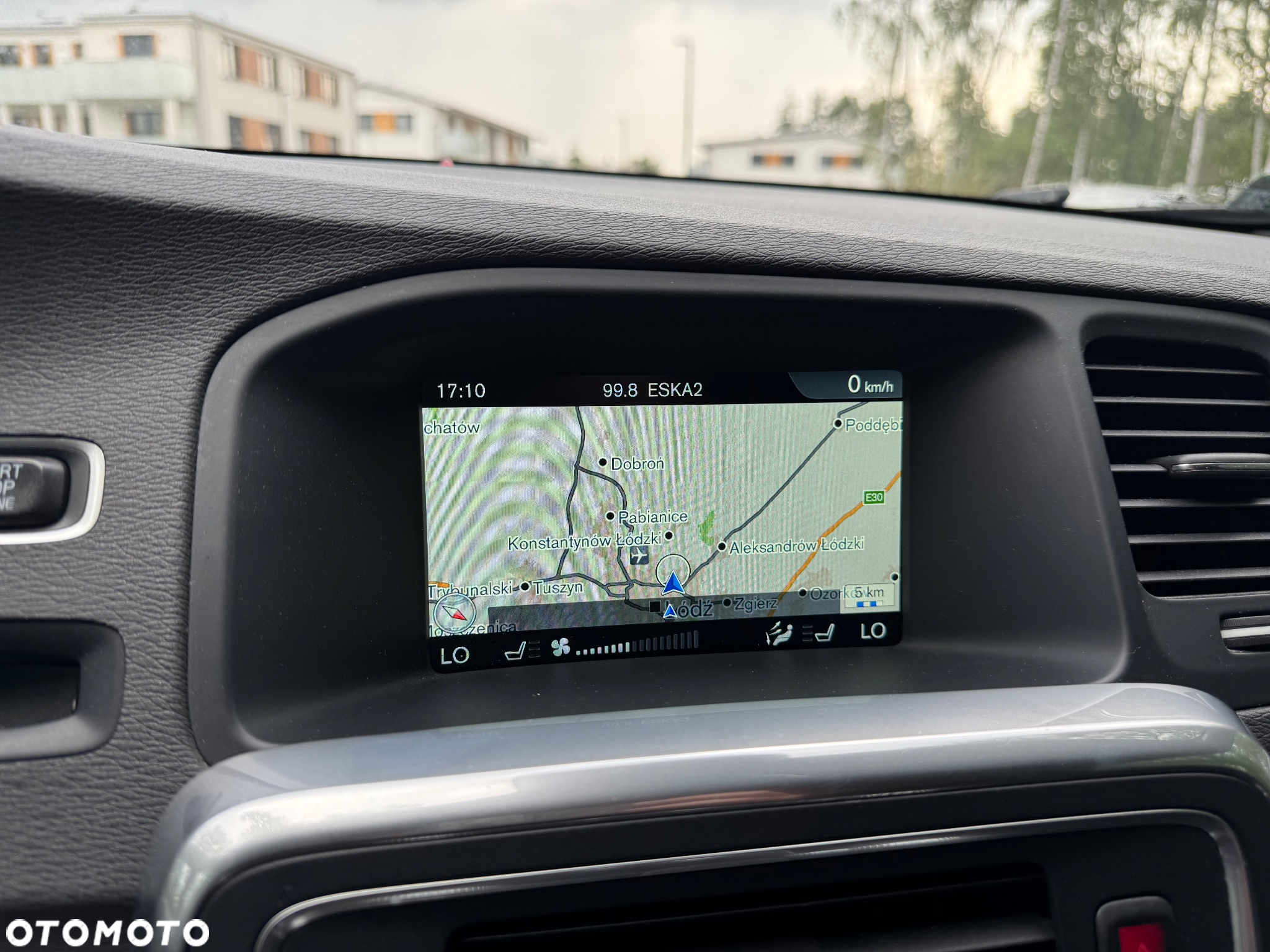 Volvo V60 Cross Country D3 Drive-E Summum - 25