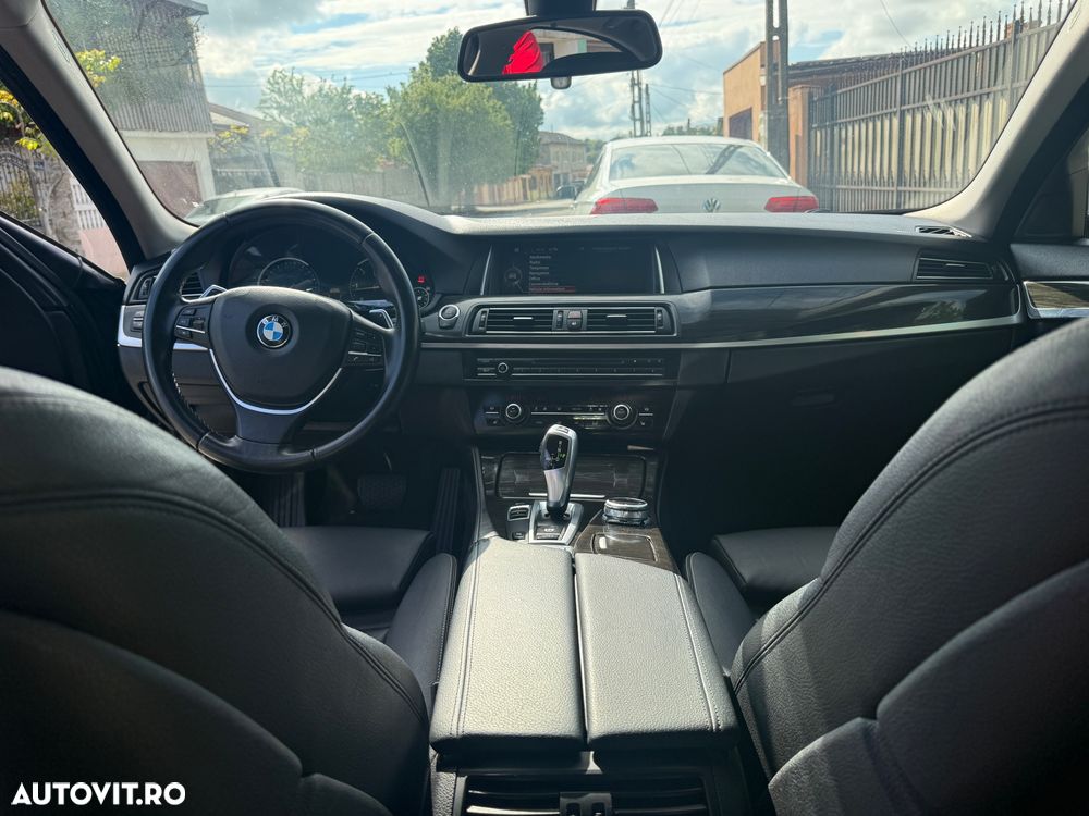 BMW Seria 5 520d AT - 10