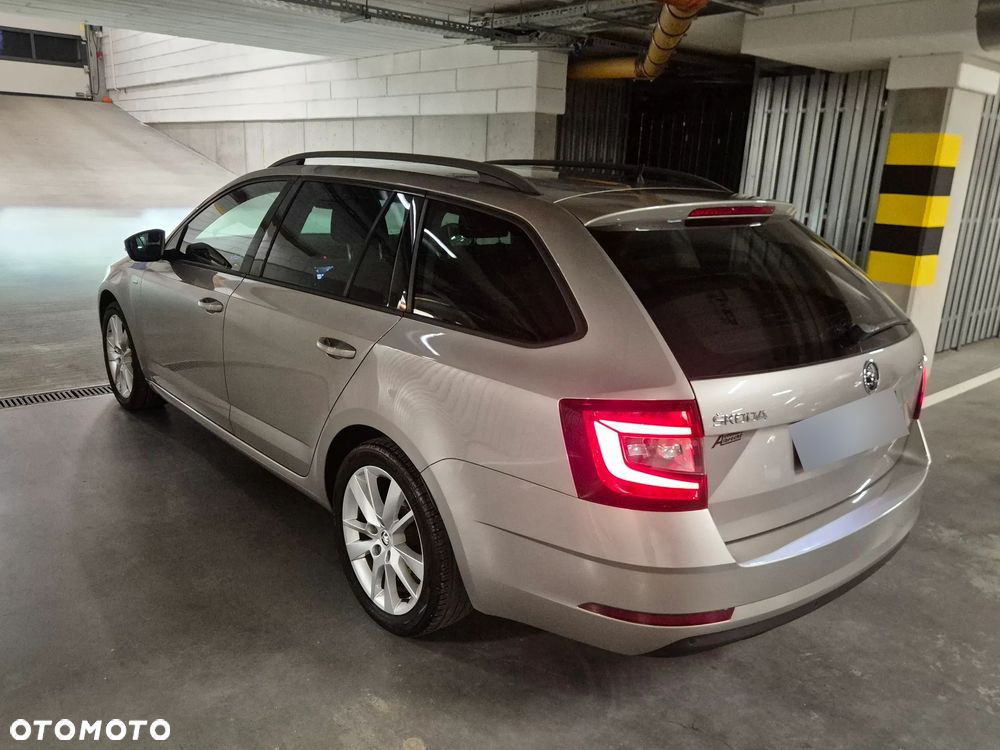 Skoda Octavia 1.8 TSI DSG Clever - 7
