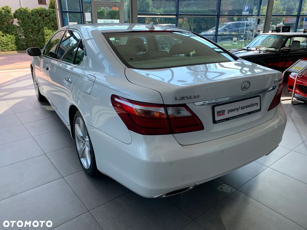 Lexus LS 460 Prestige - 10