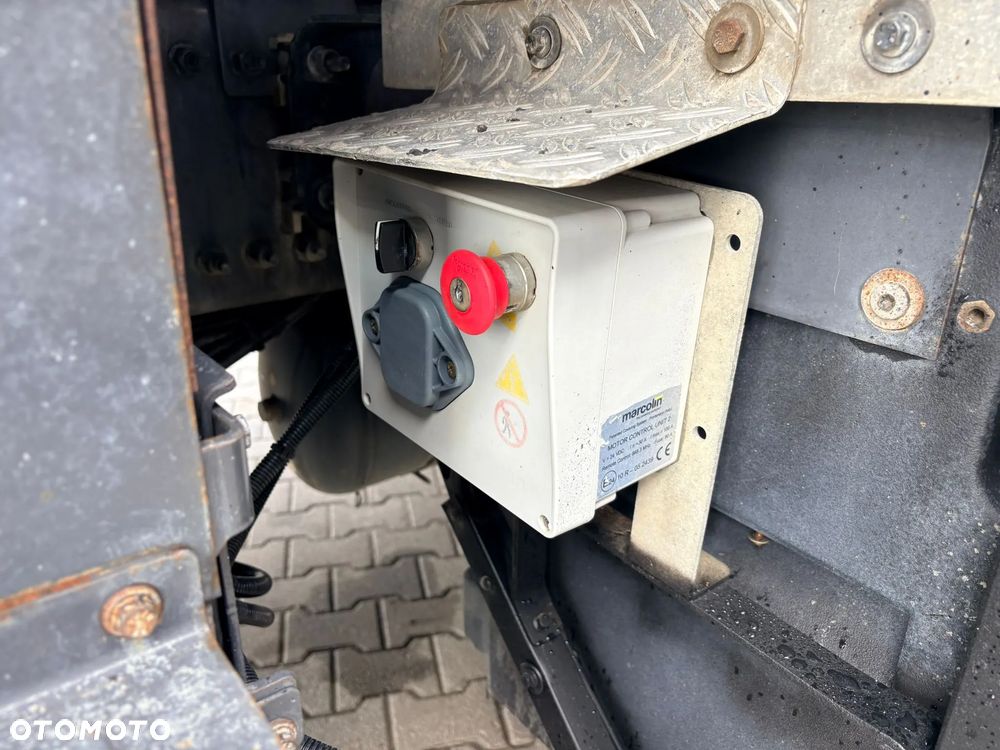 Volvo FH550 6x4 EURO6 WYWROTKA IZOTERMA Z HYDROBURTĄ - 15