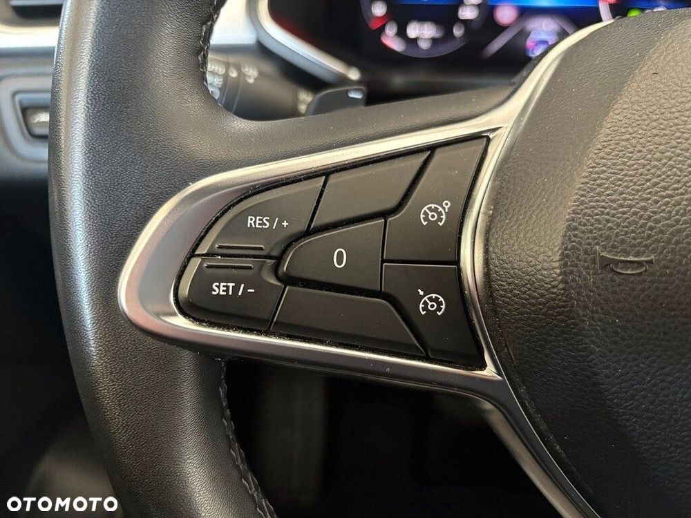 Renault Captur 1.3 TCe mHEV Techno EDC - 8