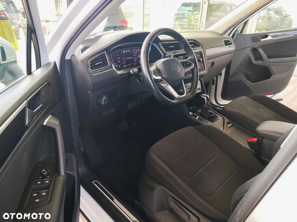 Volkswagen Tiguan 2.0 TDI Elegance DSG - 13