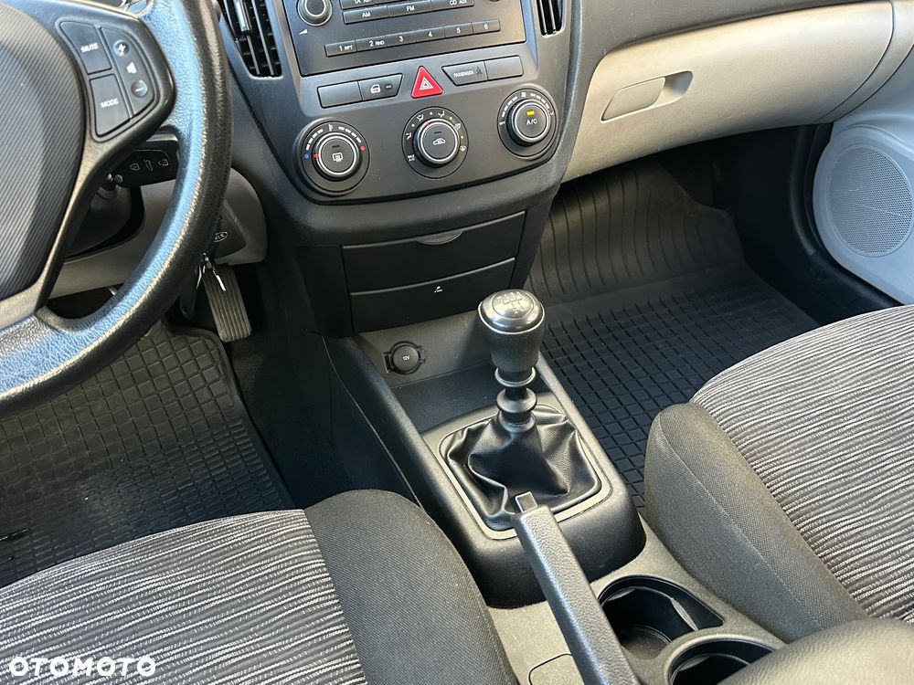 Kia Ceed 1.4 Comfort - 21