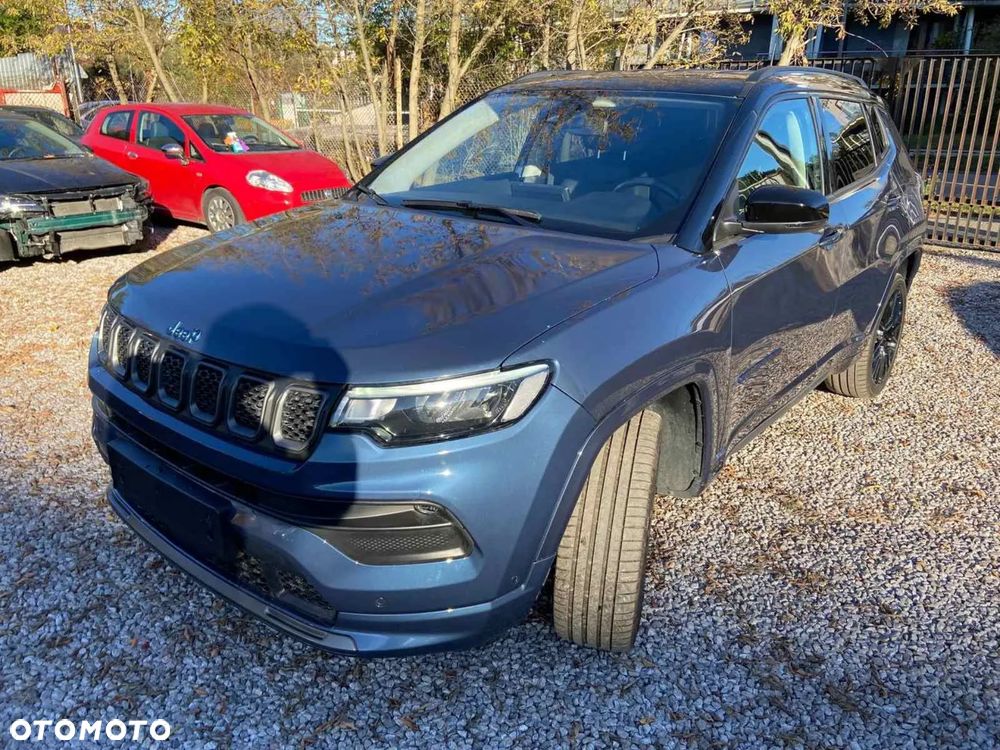 Jeep Compass 1.3 T-GDI 4xe PLUG-IN HYBRID Automatik Limited - 2