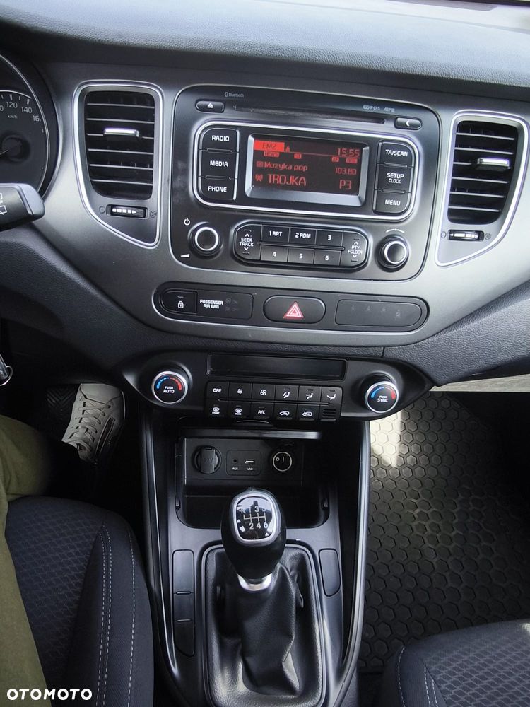 Kia Carens 1.6 GDI M - 17