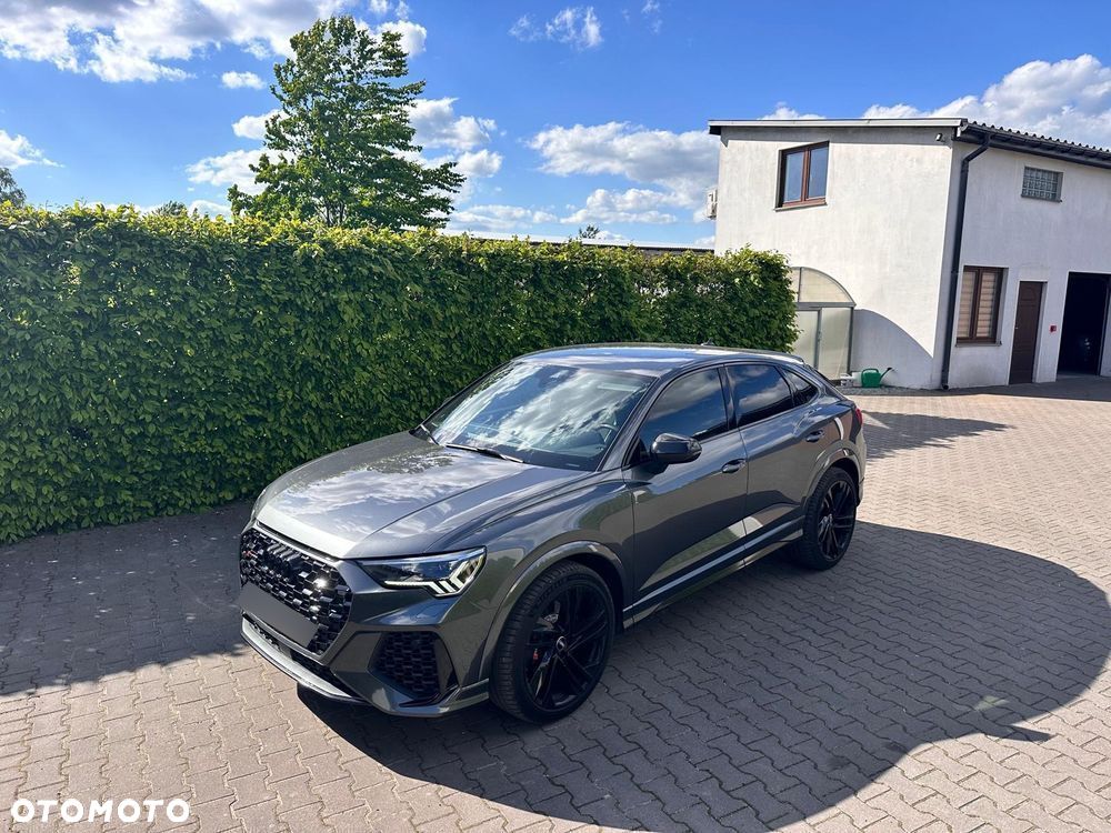 Audi RS Q3 - 1