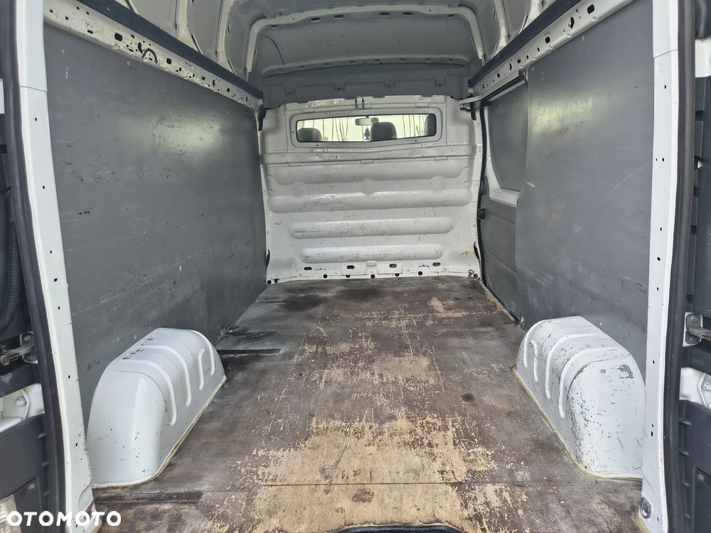 Opel Vivaro - 17