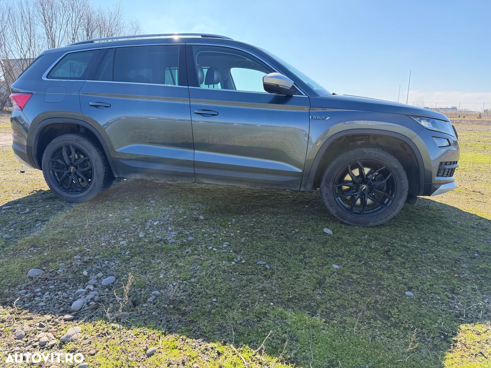 Skoda Kodiaq 2.0 TSI 4X4 DSG Scout - 8