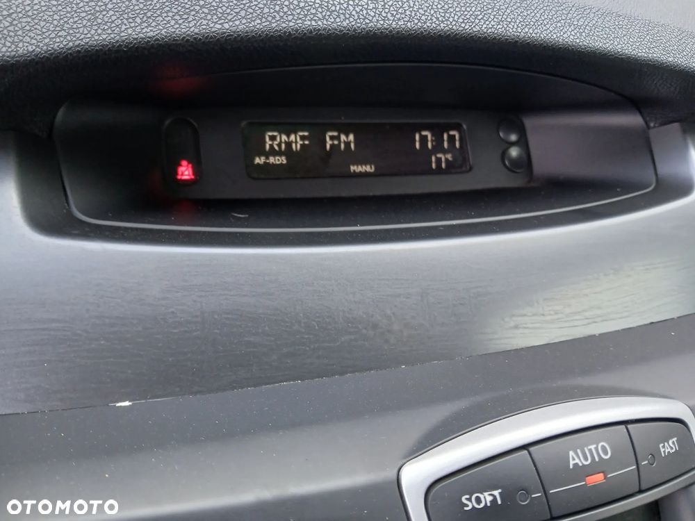 Renault Laguna 1.6 16V 110 Expression - 12