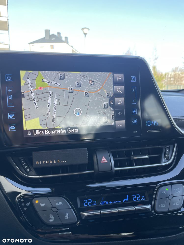 Toyota C-HR Lounge - 12