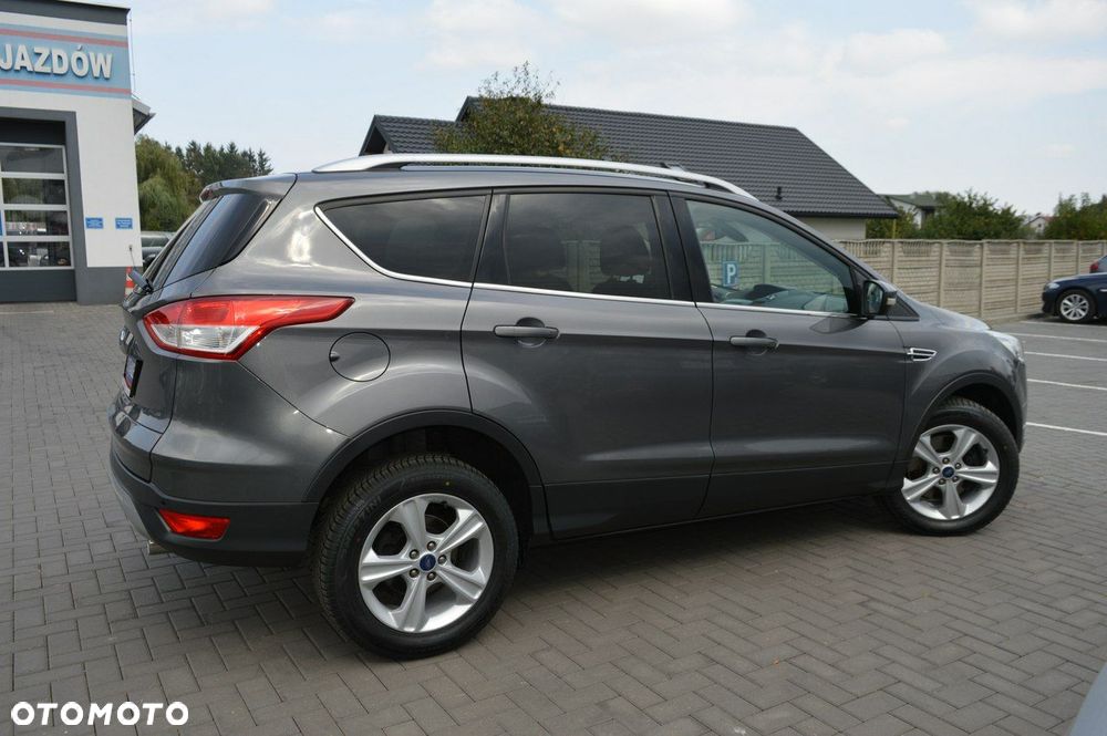 Ford Kuga - 10