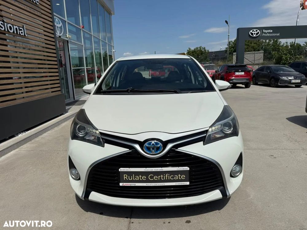 Toyota Yaris 1.5 VVT-i HSD Sol - 4
