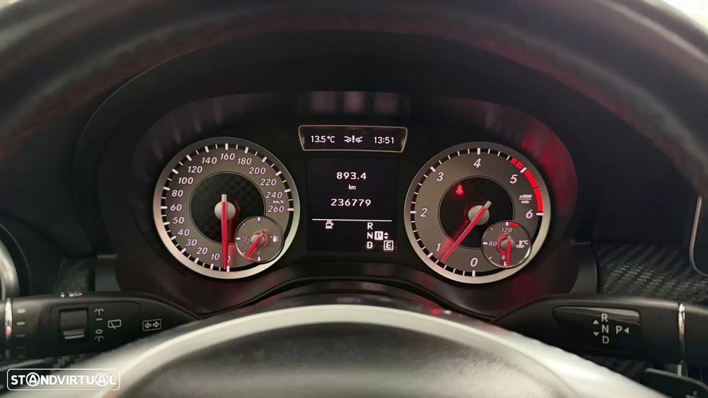 Mercedes-Benz A 180 CDI (BlueEFFICIENCY) 7G-DCT AMG Sport - 24