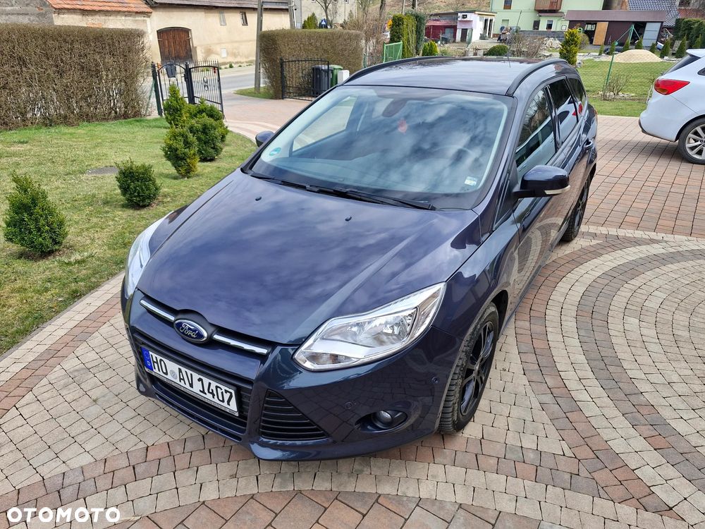 Ford Focus 1.0 EcoBoost STart-Stopp-System TITANIUM - 2