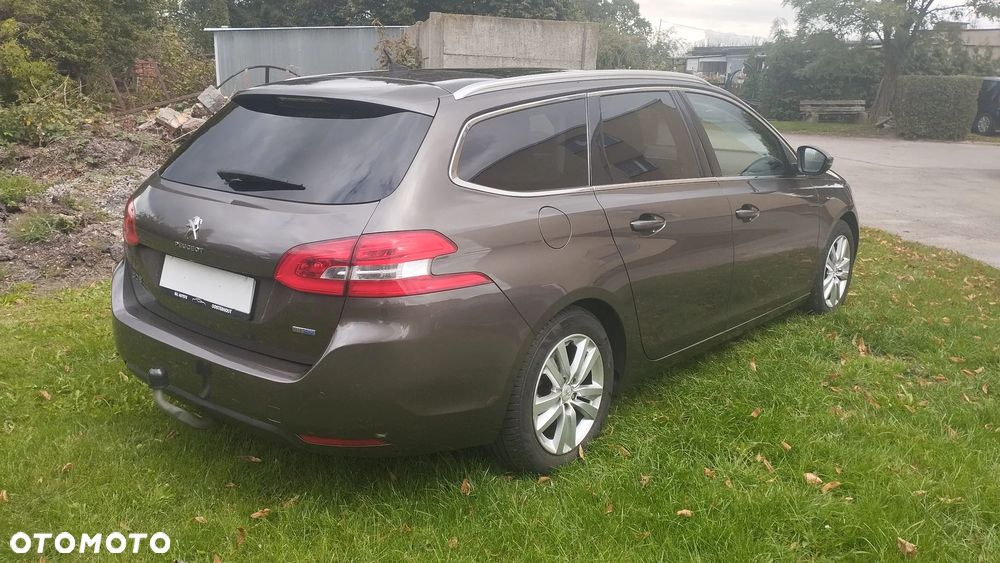 Peugeot 308 1.6 BlueHDi Allure S&S - 8