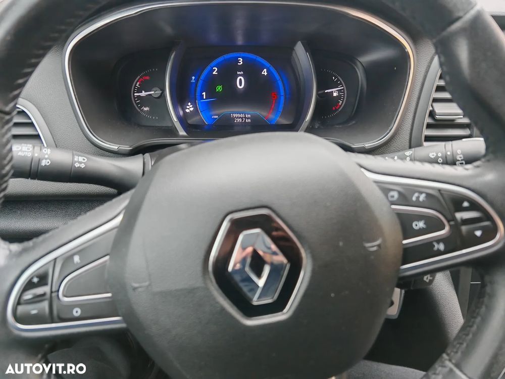 Renault Megane BLUE dCi 115 BUSINESS EDITION - 6