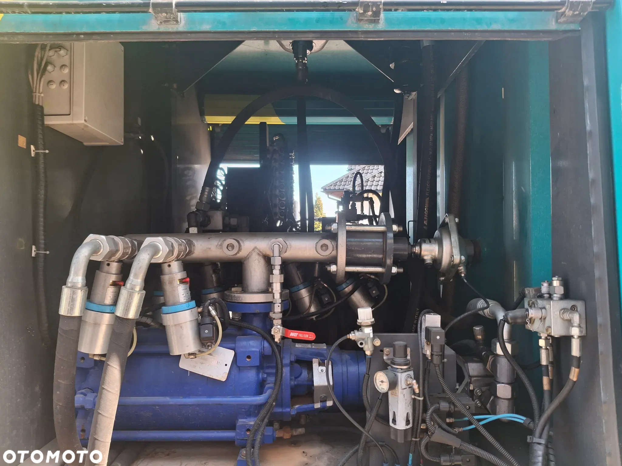 Renault Midlum 220 Polewaczka Myjka Karcher Mycie Ulic Myjka Drogowa Podlewanie Mycie Ciśnieniowe Cysterna 2012r 2105 MTH Hydrostat - 14