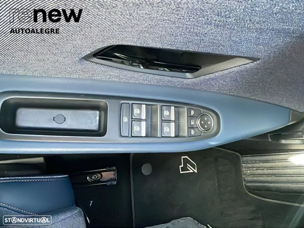 Renault 4 E-Tech 52 kWh Techno Autonomia Conforto - 15