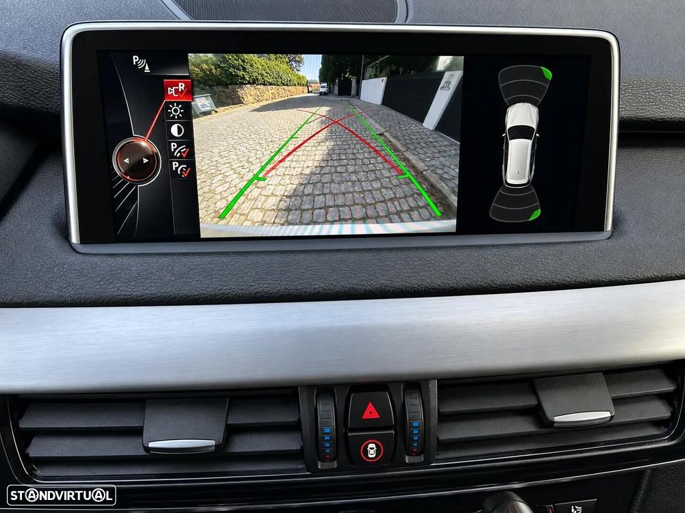 BMW X5 25 d sDrive Comfort 7L - 8