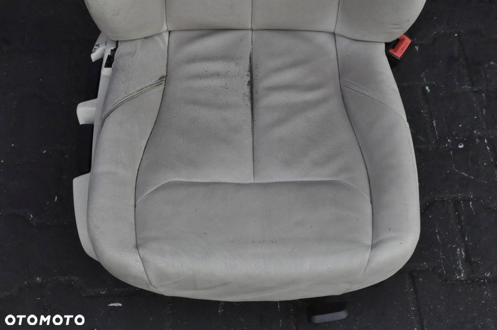 BMW 1 F20 PRZEKŁADKA WNĘTRZA FOTELE BIAŁA SKÓRA KANAPA - 9