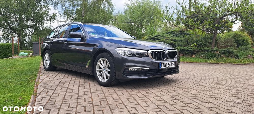 BMW Seria 5 520d Luxury Line - 4