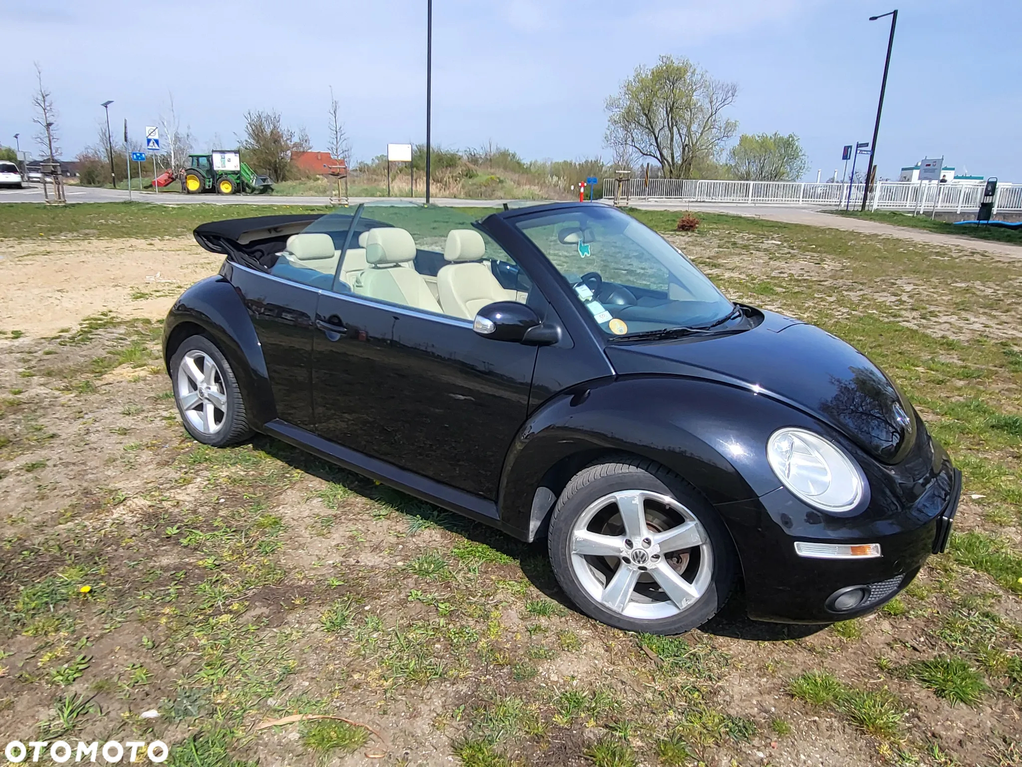 Volkswagen New Beetle Cabriolet 1.9 TDI DPF - 10