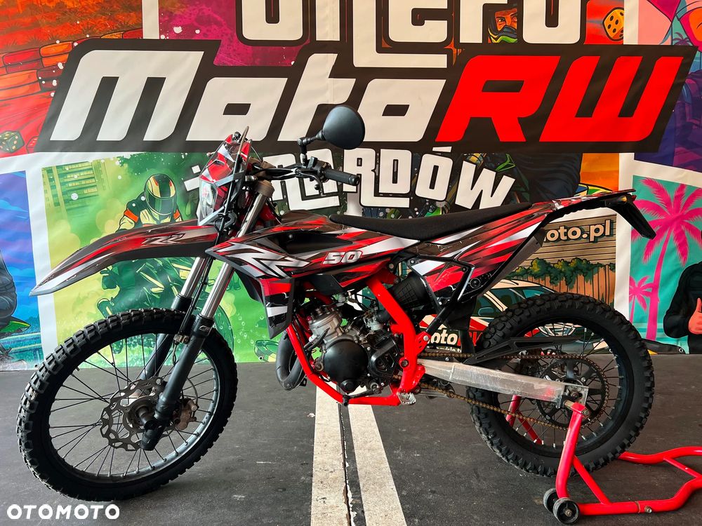 Yamaha WR - 17