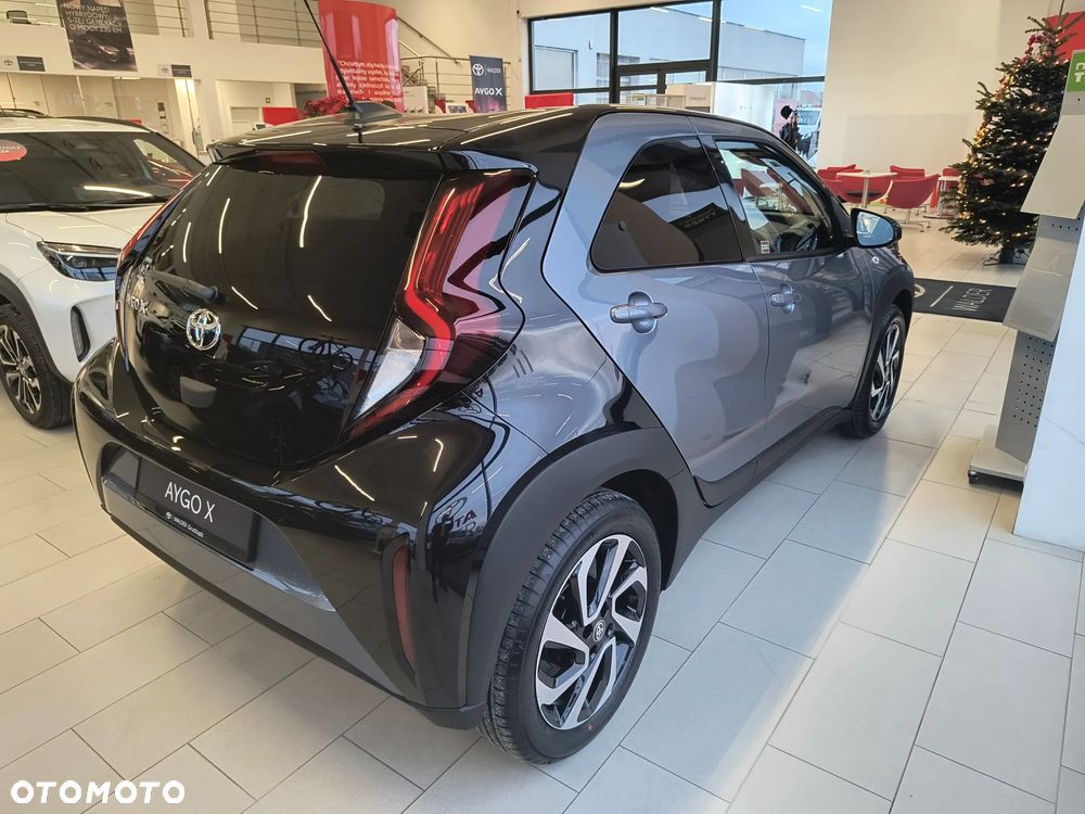 Toyota Aygo X 1.0 VVT-i Style CVT - 10