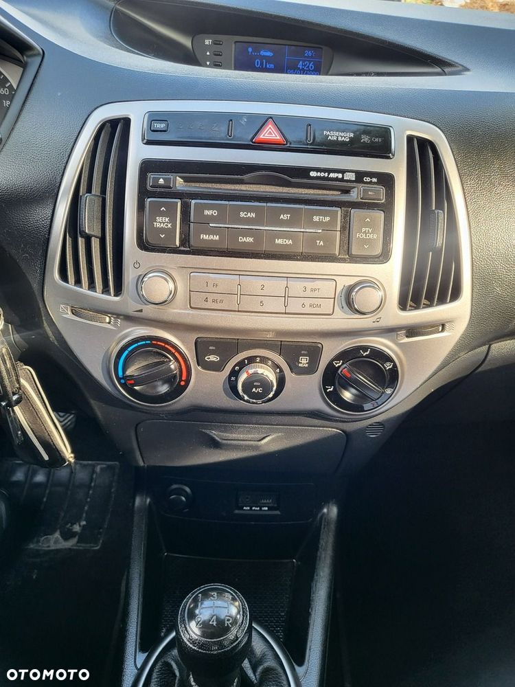 Hyundai i20 - 27