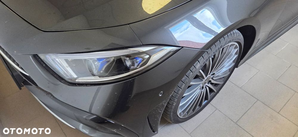 Mercedes-Benz CLS 300 d 4-Matic AMG - 5