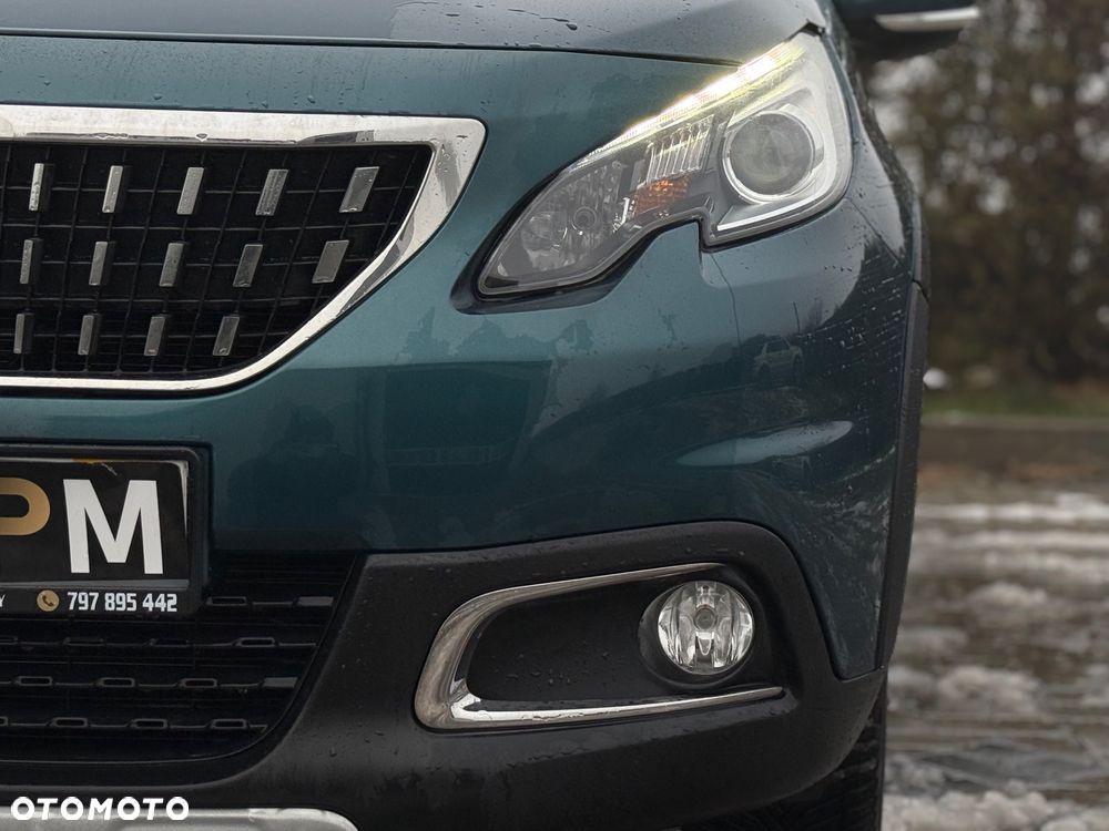 Peugeot 2008 PureTech 110 Stop&Start EAT6 Allure - 5