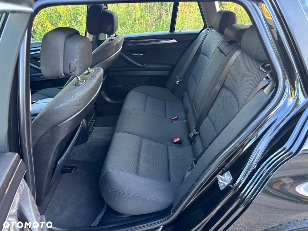BMW Seria 5 - 24