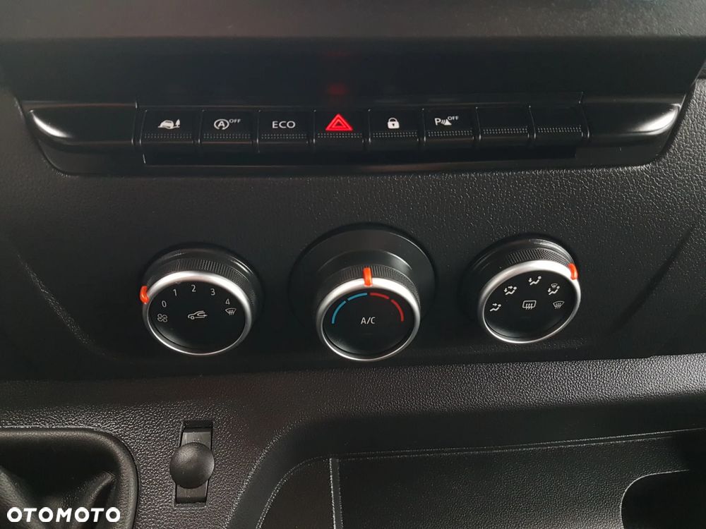 Renault MASTER 6-OSÓB L3H2 BRYGADÓWKA DŁUGI WYSOKI KLIMA AC KRAJOWY - 33