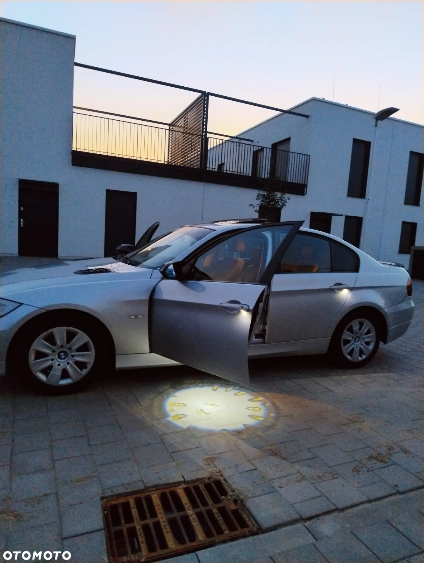 BMW Seria 3 318i - 27