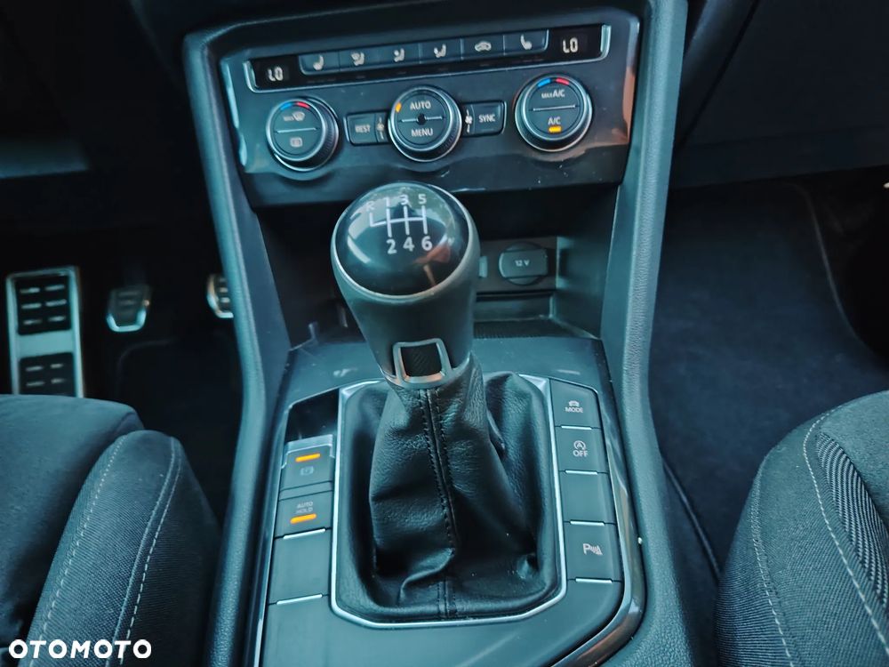 Volkswagen Tiguan 2.0 TDI SCR R-Line - 14