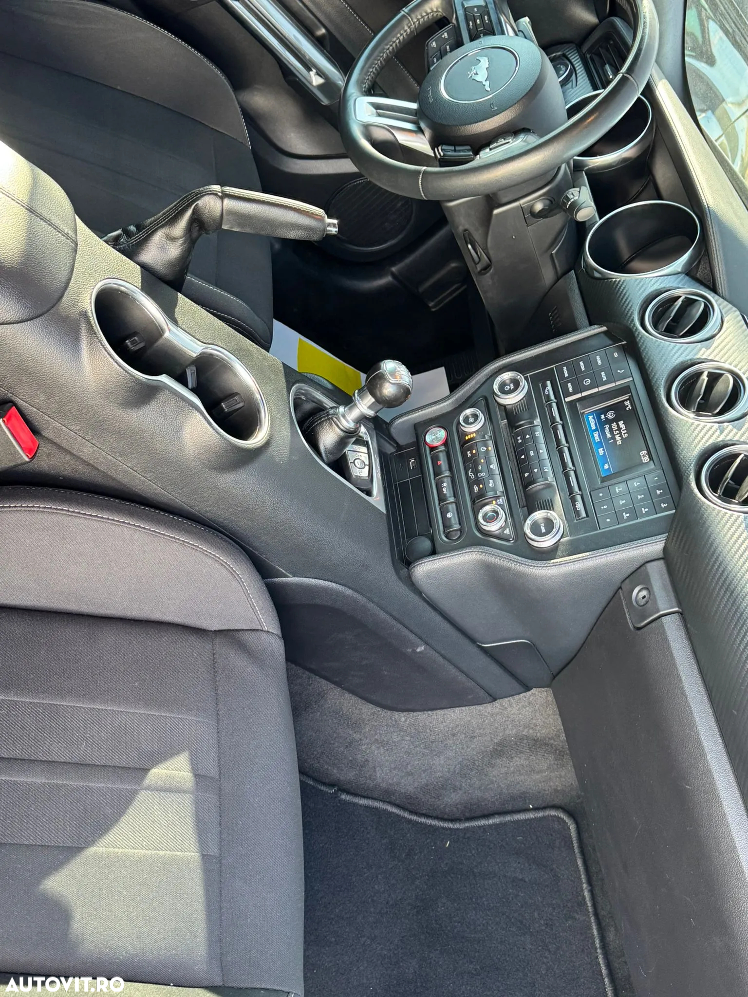 Ford Mustang 2.3 EcoBoost - 8
