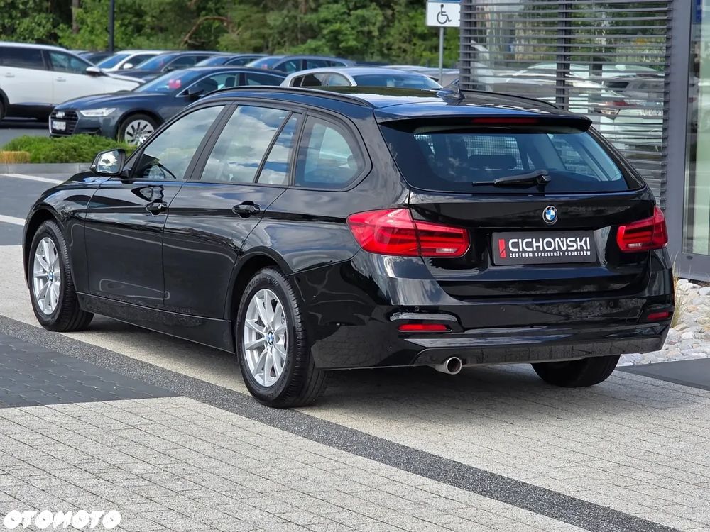 BMW Seria 3 318i GPF Advantage - 10