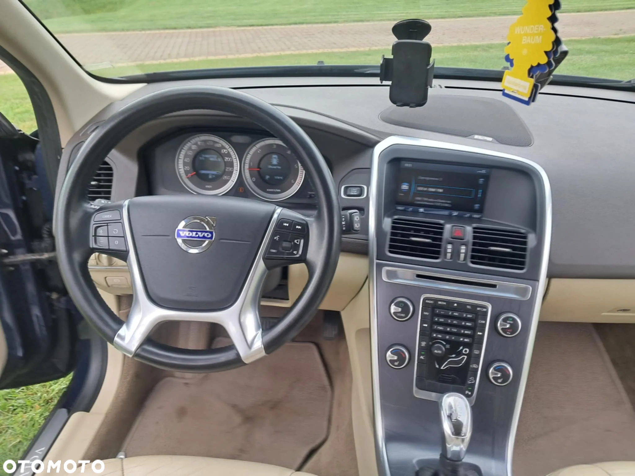 Volvo XC 60 - 14