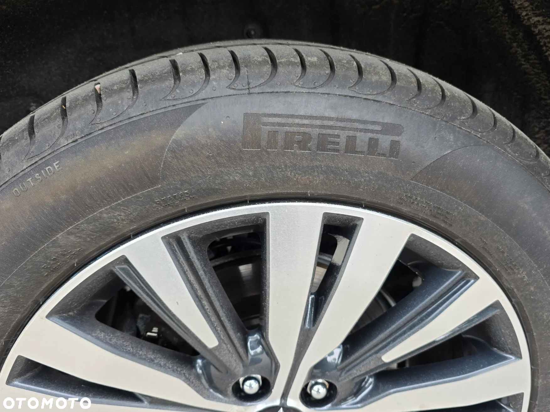 Mitsubishi Outlander 2.0 Instyle + 4WD CVT - 15
