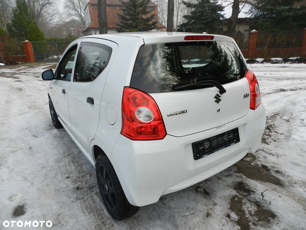 Suzuki Alto - 4