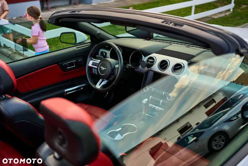 Ford Mustang 5.0 V8 GT - 8