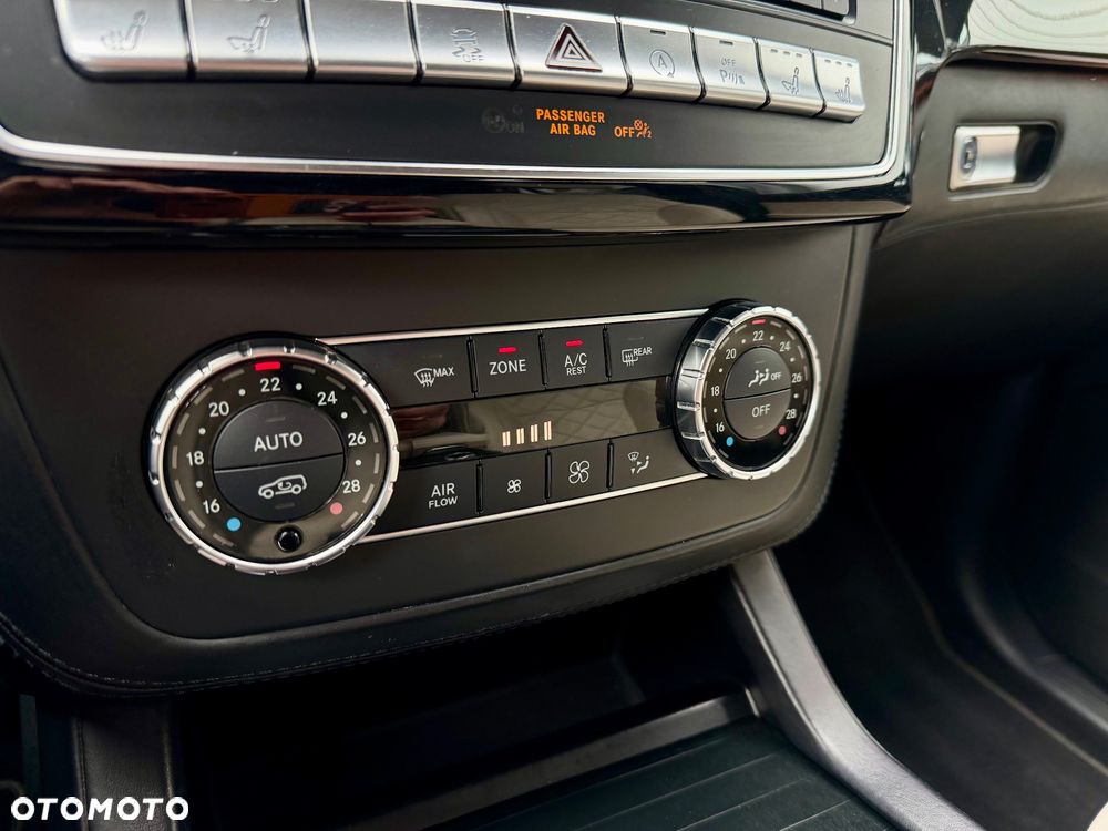 Mercedes-Benz GLS - 29