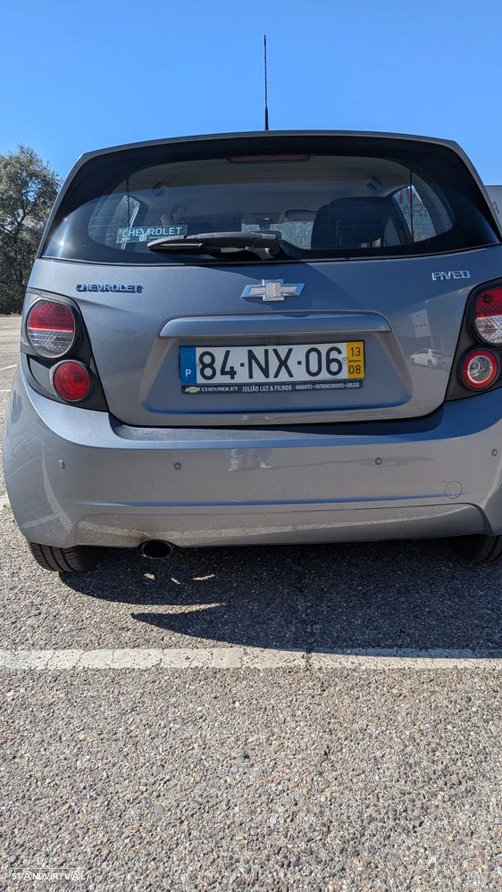Chevrolet Aveo - 8
