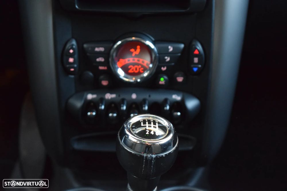 MINI Countryman One D - 22